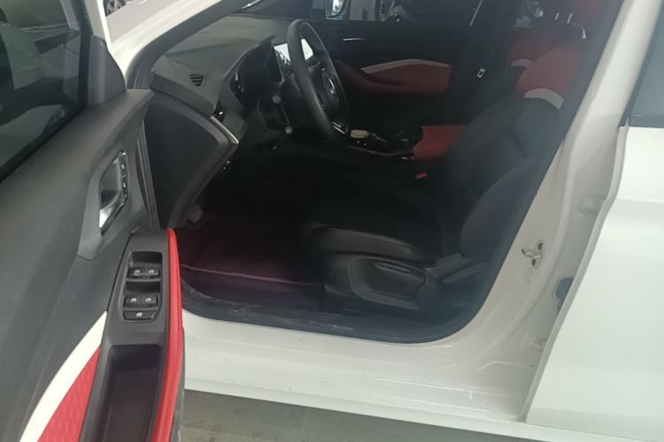 Used MG 5 2023 180 DVVT CVT Luxury Edition Driver Seat