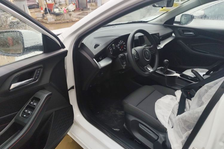 Used MG 5 2023 Facelift Model 180DVVT Manual Fashion Edition Driver Seat