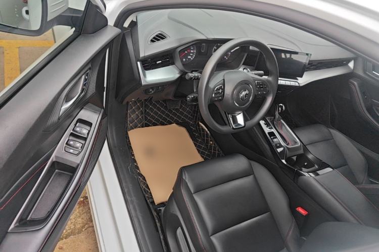 Used MG 5 2023 180 DVVT CVT Fashion Edition Driver Seat