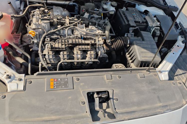 Used MG 5 2023 180 DVVT CVT Luxury Edition Engine Bay