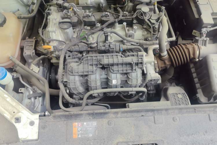 Used MG 5 2023 180 DVVT CVT Luxury Edition Engine Bay