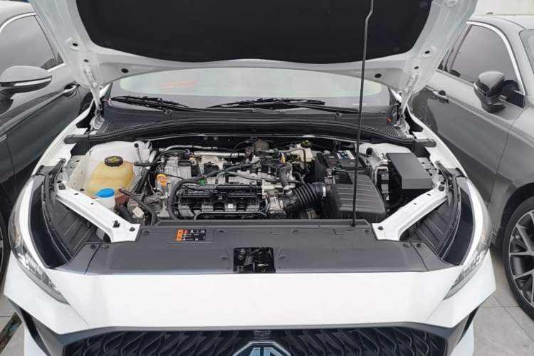 Used MG 5 2023 180 DVVT CVT Fashion Edition Engine Bay