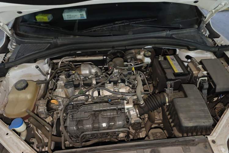 Used MG 5 2023 180 DVVT CVT Fashion Edition Engine Bay
