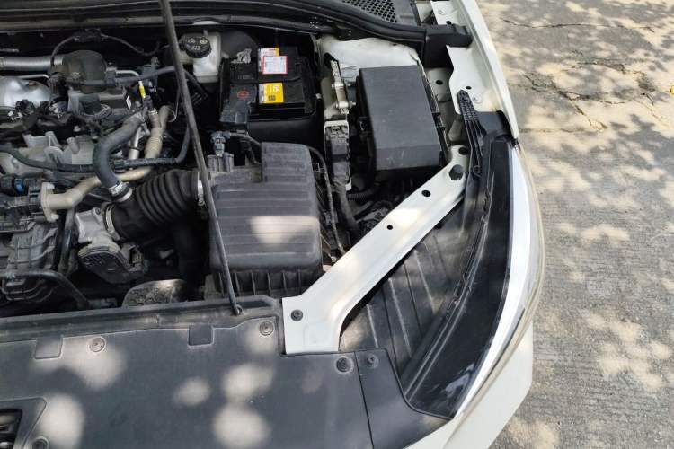 Used MG 5 2023 180 DVVT Manual Fashion Edition Engine Bay Left