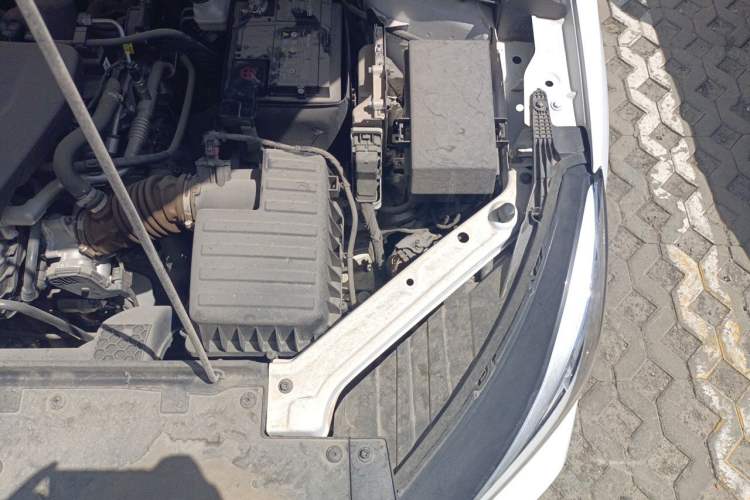 Used MG 5 2023 180 DVVT Manual Fashion Edition Engine Bay Left
