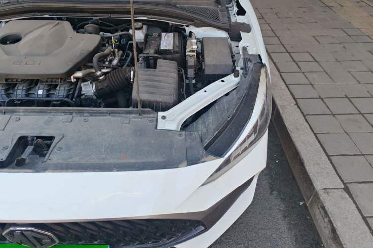 Used MG 5 2023 180 DVVT CVT Luxury Edition Engine Bay Left