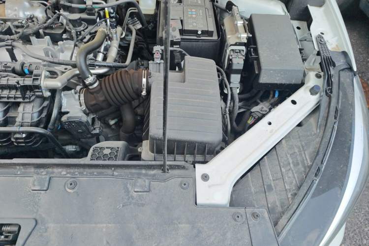 Used MG 5 2023 180 DVVT Manual Fashion Edition Engine Bay Left