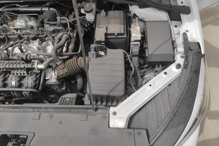 Used MG 5 2023 180 DVVT Manual Fashion Edition Engine Bay Left