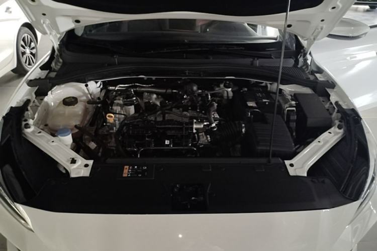 Used MG 5 2023 180 DVVT Manual Fashion Edition Engine Bay