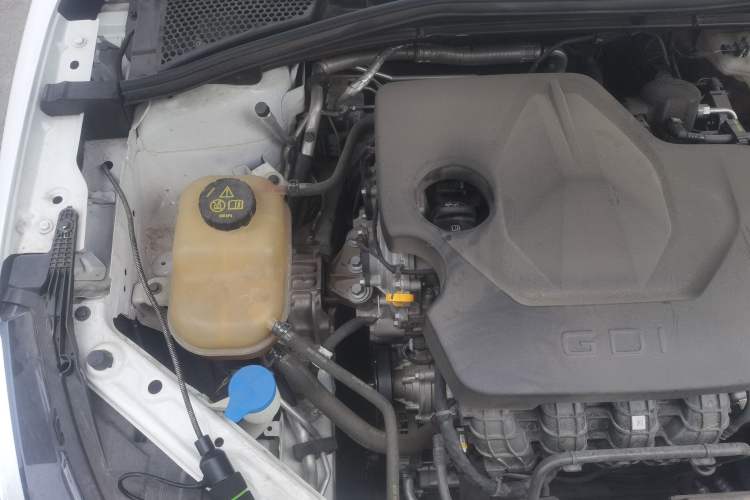 Used MG 5 2023 180 DVVT CVT Luxury Edition Engine Bay Right