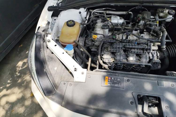 Used MG 5 2023 180 DVVT Manual Fashion Edition Engine Bay Right
