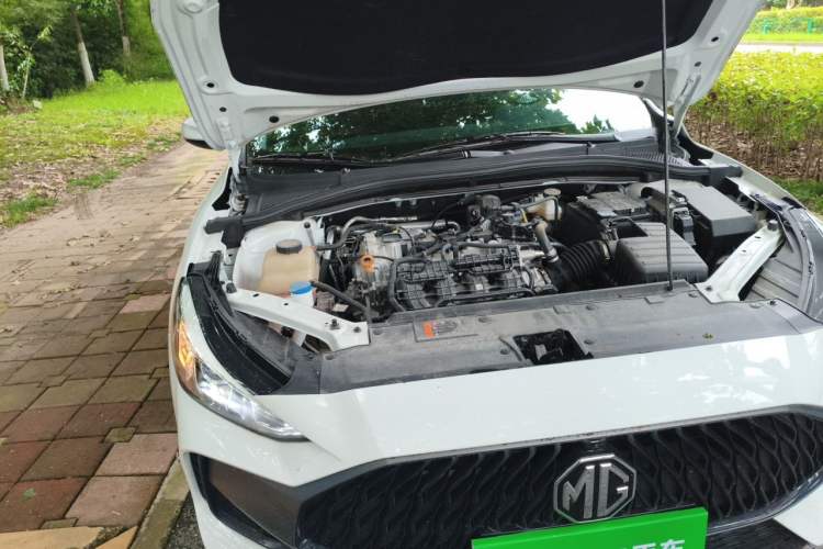 Used MG 5 2023 180 DVVT CVT Fashion Edition Engine Bay Right