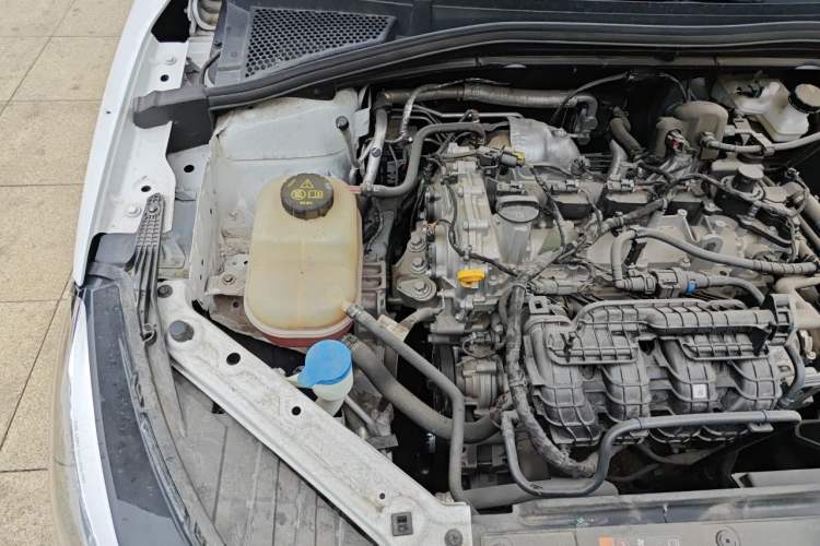Used MG 5 2023 180 DVVT Manual Fashion Edition Engine Bay Right