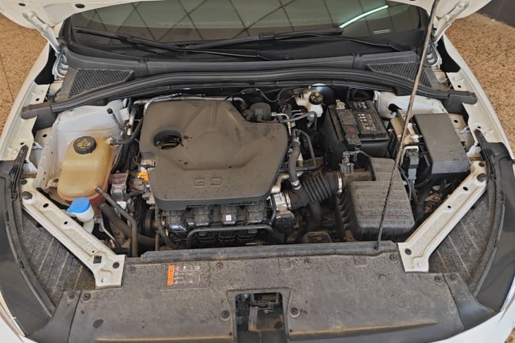 Used MG 5 2023 180 DVVT CVT Luxury Edition Engine Bay