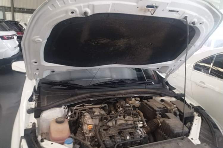 Used MG 5 2023 180 DVVT Manual Fashion Edition Engine Bay