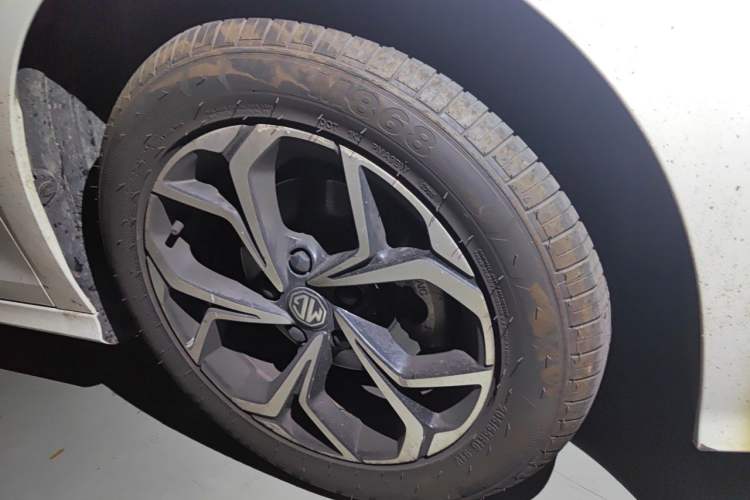 Used MG 5 2023 180 DVVT Manual Fashion Edition Exterior 1