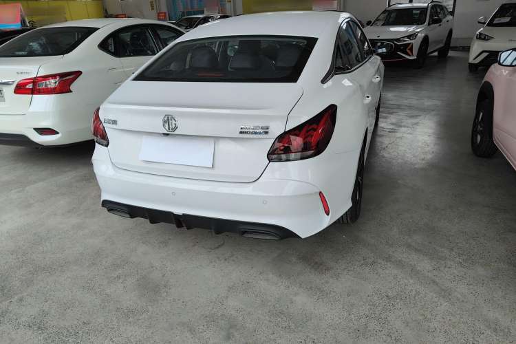 Used MG 5 2023 180 DVVT CVT Fashion Edition Exterior 4