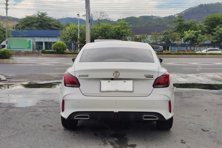 Used MG 5 2023 300TGI DCT Deluxe Edition Exterior 4