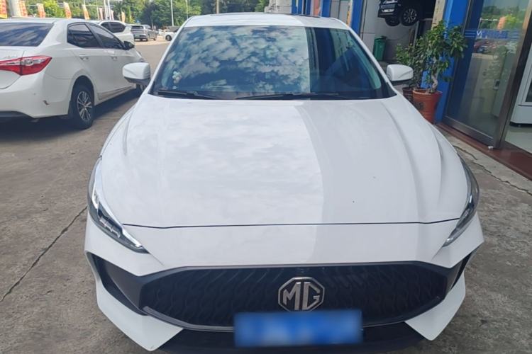 Used MG 5 2023 180 DVVT CVT Luxury Edition Front