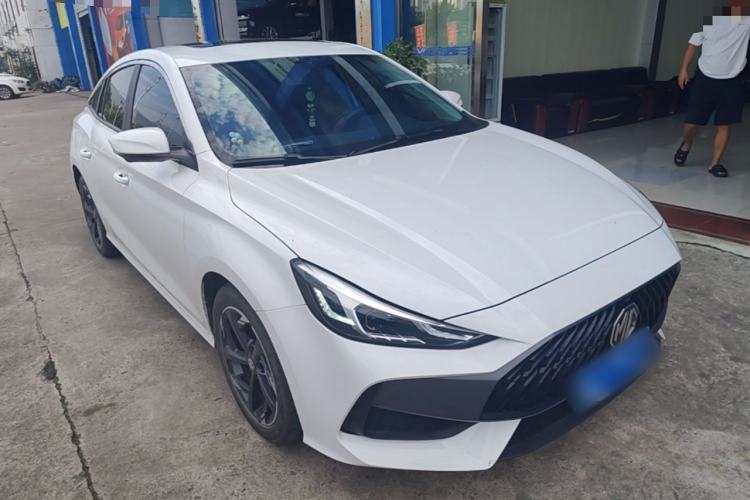 Used MG 5 2023 180 DVVT CVT Luxury Edition Front Right 45 Deg