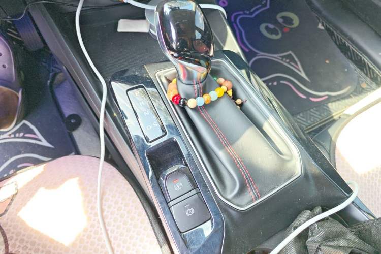 Used MG 5 2023 180 DVVT CVT Fashion Edition Gear Lever
