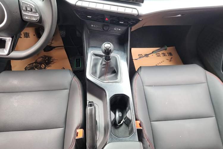 Used MG 5 2023 180 DVVT Manual Fashion Edition Gear Lever