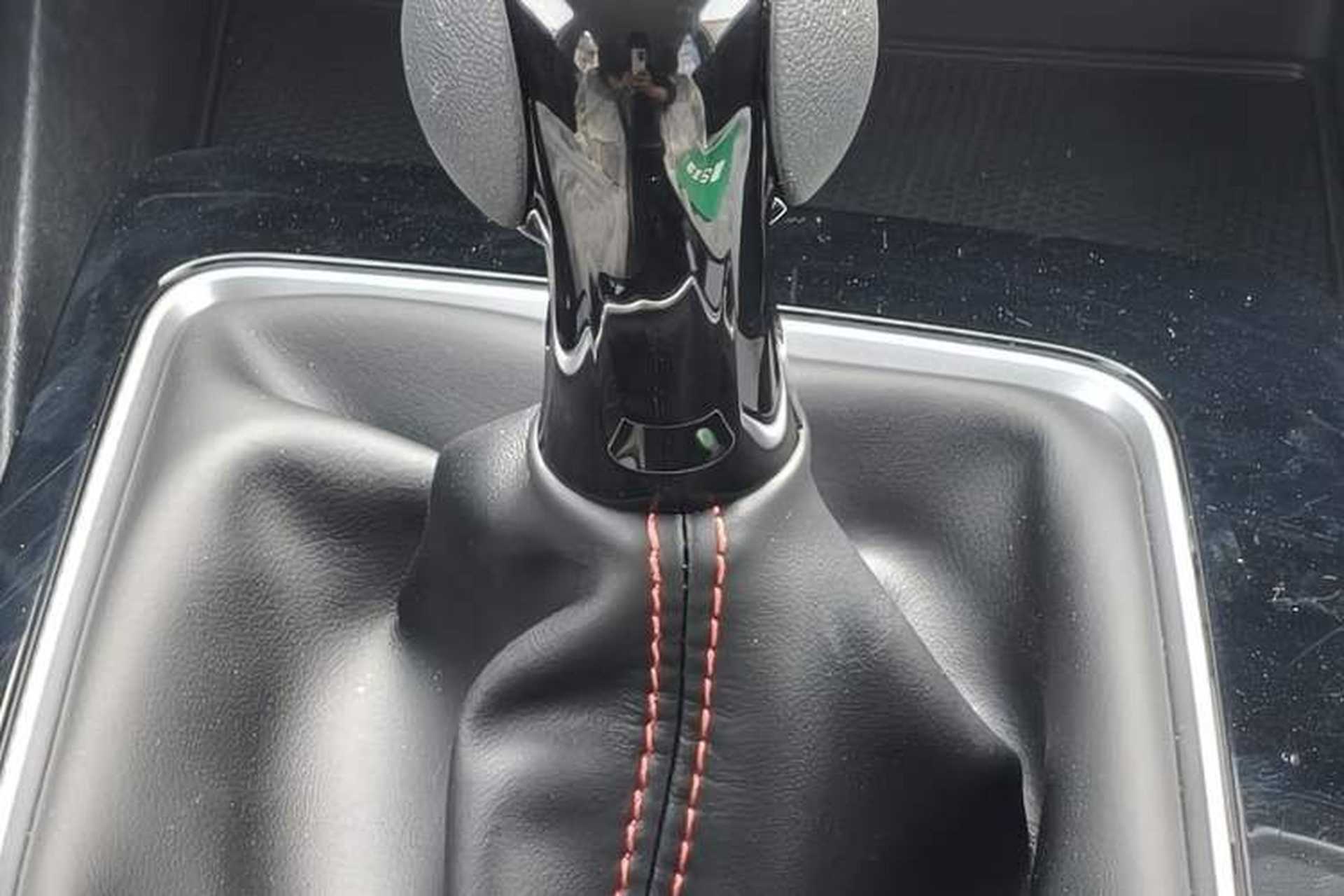 Used MG 5 2023 180 DVVT Manual Fashion Edition Gear Lever