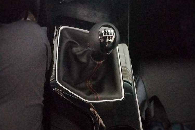 Used MG 5 2023 180 DVVT Manual Fashion Edition Gear Lever
