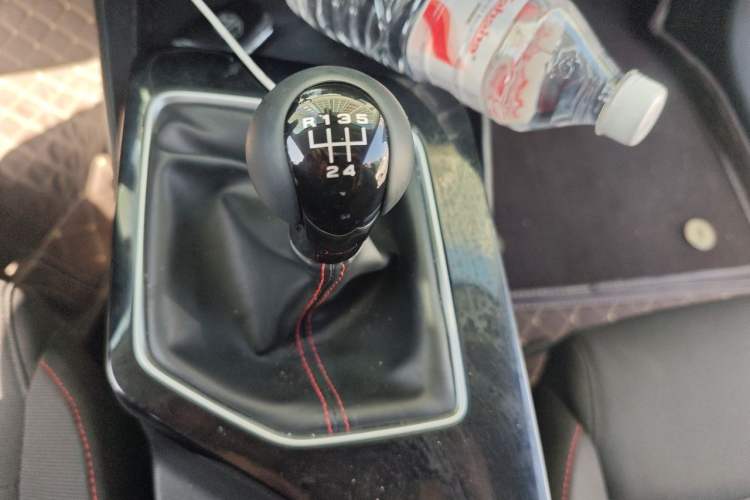 Used MG 5 2023 180 DVVT Manual Fashion Edition Gear Lever