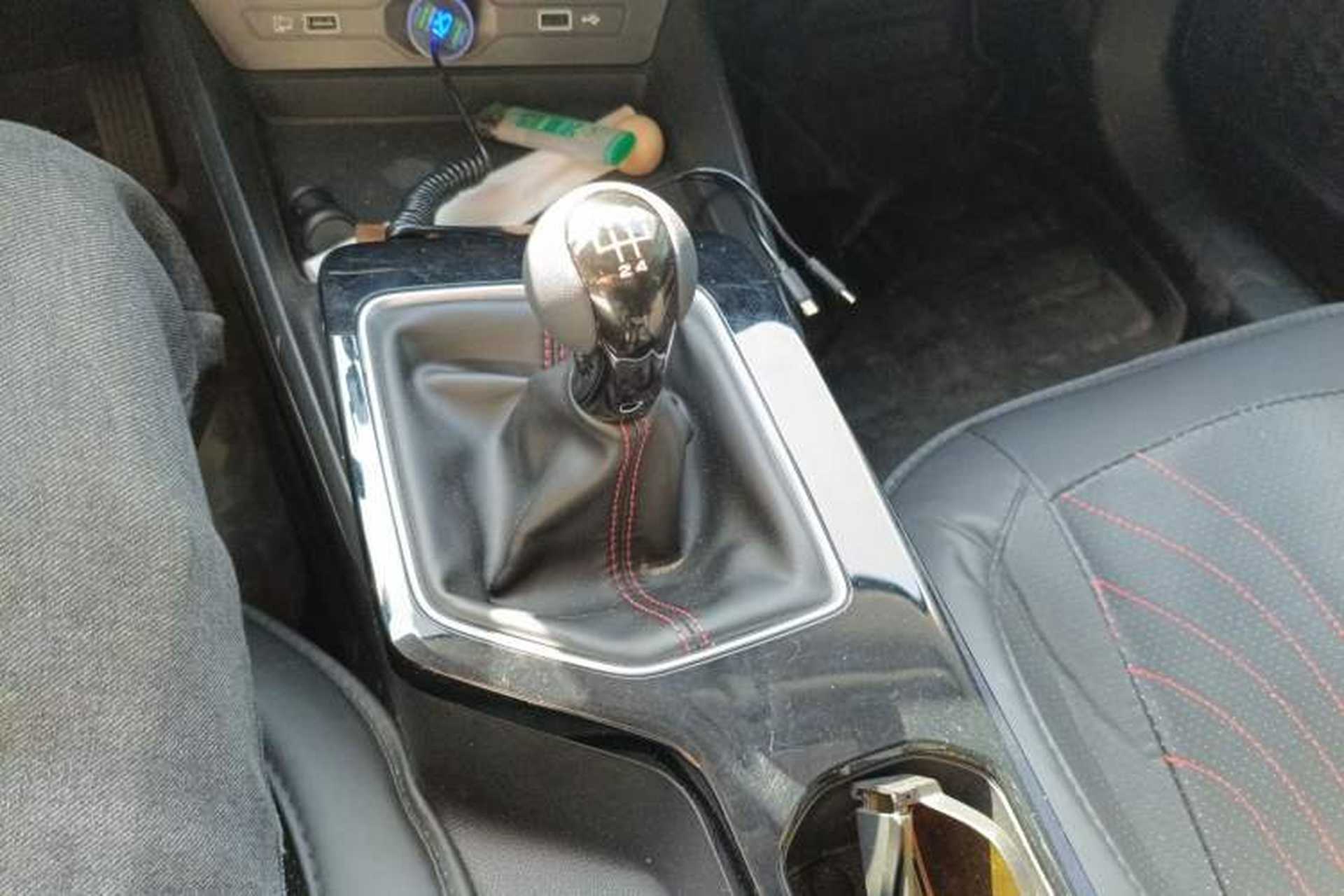 Used MG 5 2023 180 DVVT Manual Fashion Edition Gear Lever