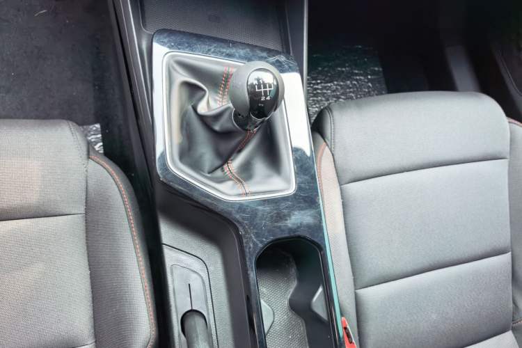 Used MG 5 2023 180 DVVT Manual Fashion Edition Gear Lever