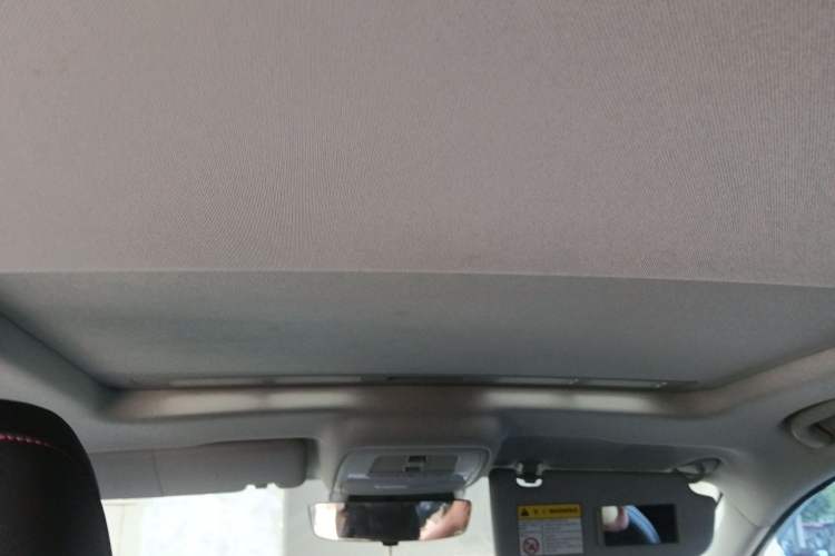 Used MG 5 2023 180 DVVT CVT Flagship Edition Headliner