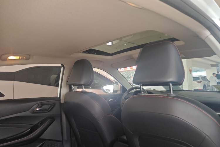 Used MG 5 2023 180 DVVT CVT Fashion Edition Headliner