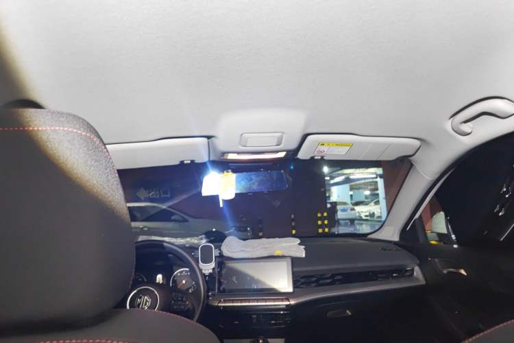 Used MG 5 2023 180 DVVT Manual Fashion Edition Headliner