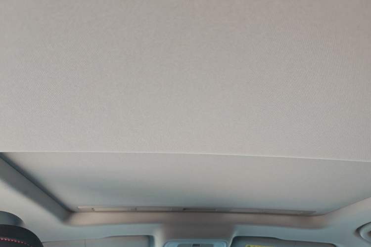 Used MG 5 2023 180 DVVT CVT Luxury Edition Headliner