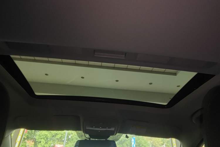 Used MG 5 2023 180 DVVT CVT Luxury Edition Headliner