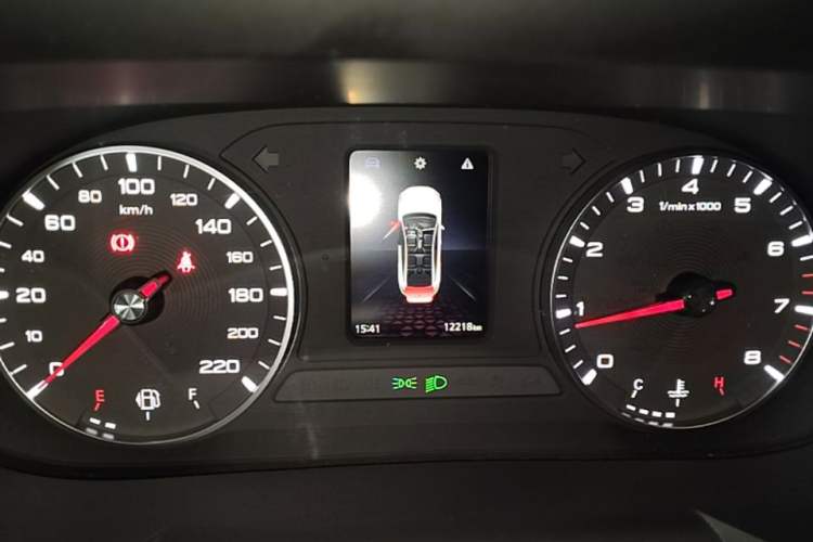 Used MG 5 2023 180 DVVT Manual Fashion Edition Instrument Cluster