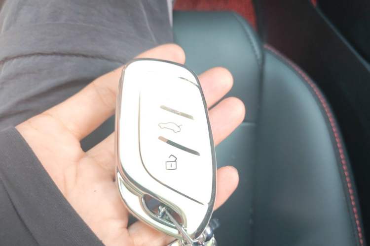 Used MG 5 2023 180 DVVT CVT Luxury Edition Interior 1