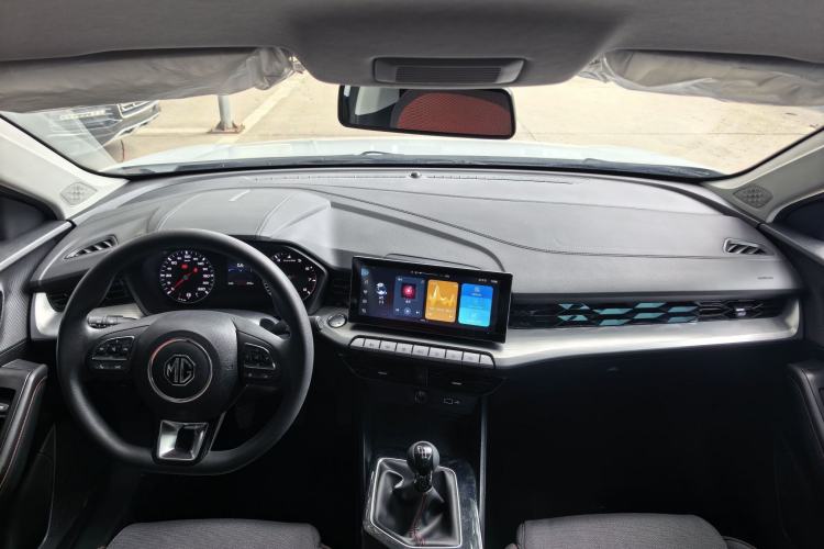 Used MG 5 2023 180 DVVT Manual Fashion Edition Interior 1