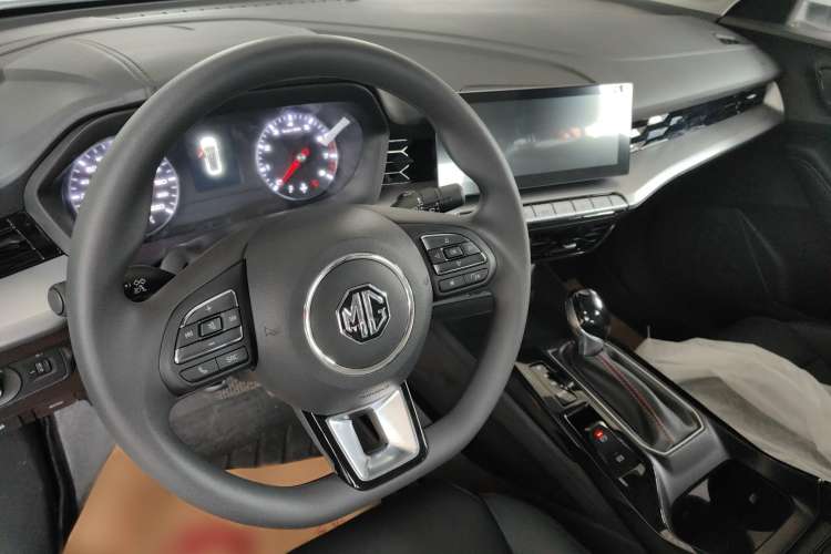 Used MG 5 2023 180 DVVT CVT Fashion Edition Interior 2