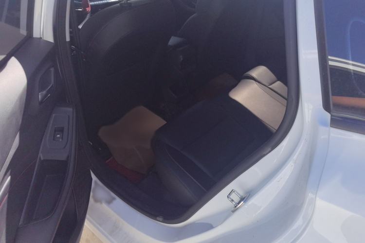 Used MG 5 2023 180 DVVT CVT Fashion Edition Interior 3
