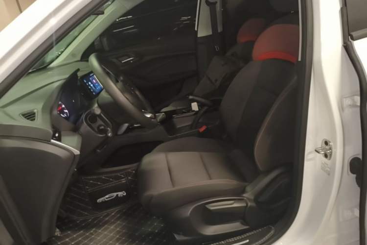 Used MG 5 2023 180 DVVT Manual Fashion Edition Interior 4