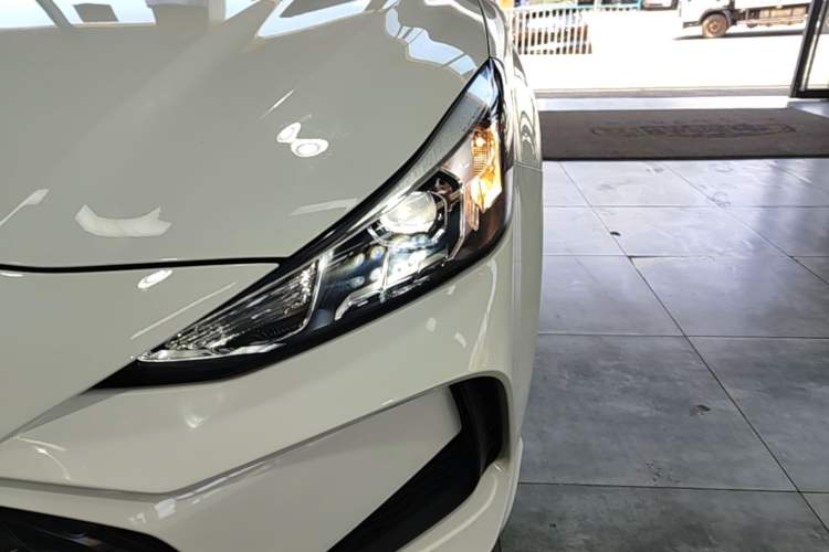 Used MG 5 2023 180 DVVT CVT Fashion Edition Left Front Headlight