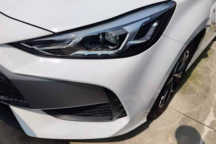 Used MG 5 2023 180 DVVT CVT Luxury Edition Left Front Headlight
