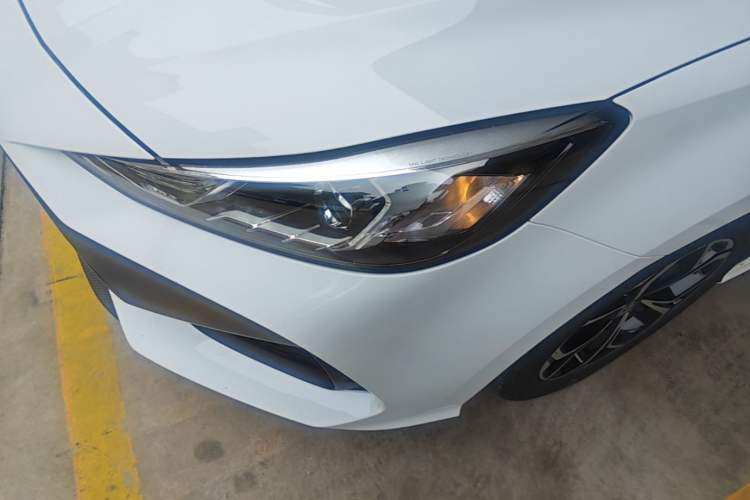 Used MG 5 2023 180 DVVT CVT Fashion Edition Left Front Headlight