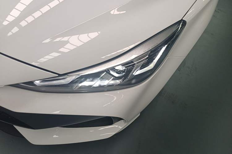 Used MG 5 2023 180 DVVT CVT Luxury Edition Left Front Headlight