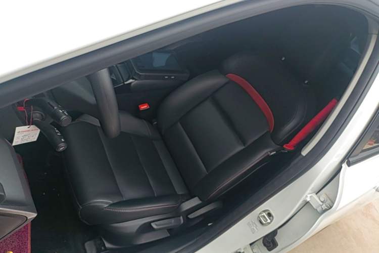 Used MG 5 2023 180 DVVT CVT Fashion Edition Left Front Seat