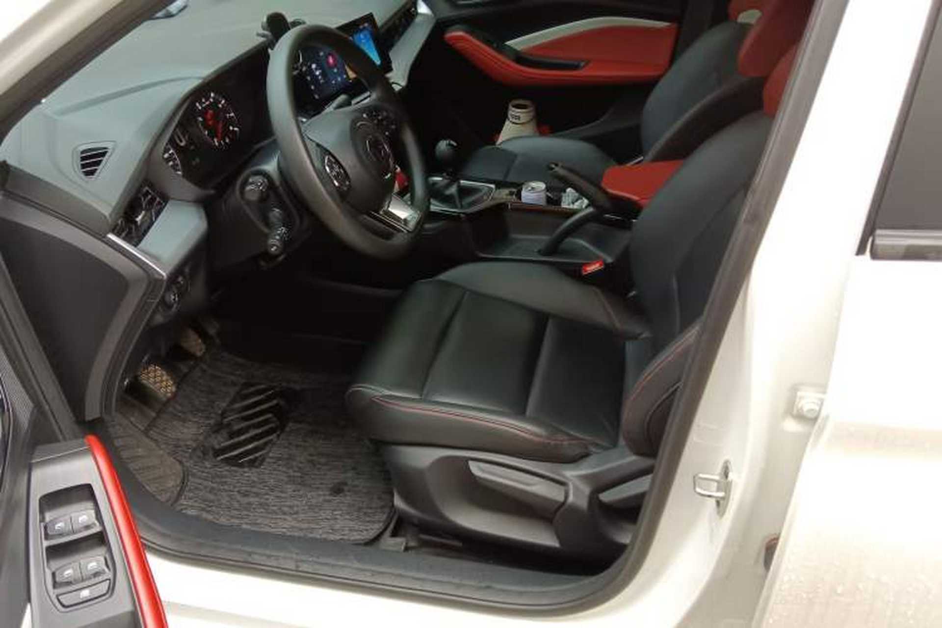 Used MG 5 2023 180 DVVT Manual Luxury Edition Left Front Seat