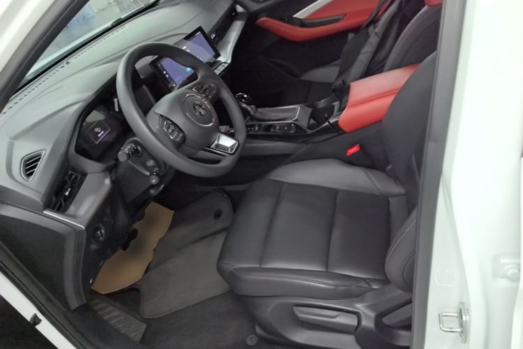 Used MG 5 2023 180 DVVT CVT Luxury Edition Left Front Seat