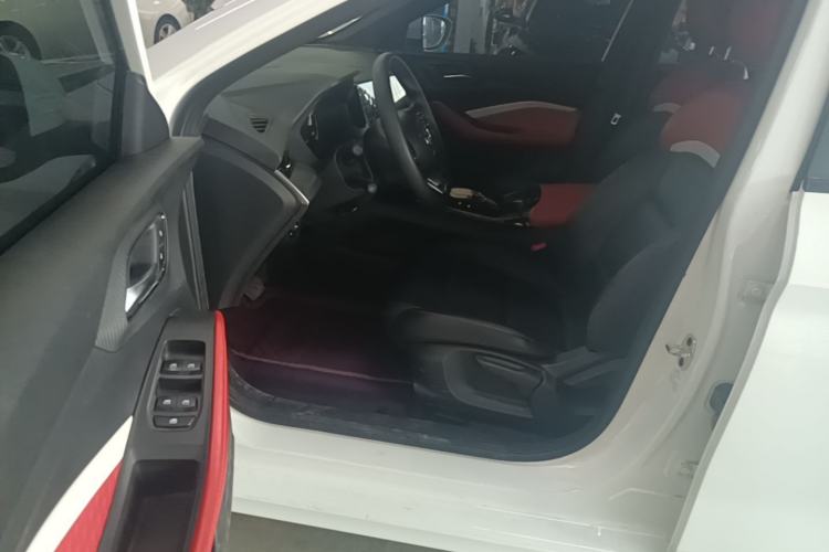 Used MG 5 2023 180 DVVT CVT Luxury Edition Left Front Seat